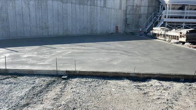 Why New Concrete Cracks in the Cyprus Summer (and How to Stop It)