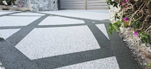 Έργο πέτρινου χαλιού VUBA από την CONCREX στην Κύπρο