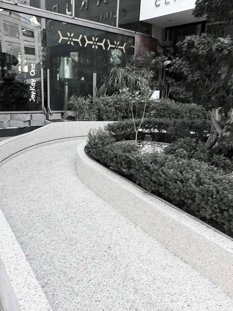 Έργο πέτρινου χαλιού VUBA από την CONCREX στην Κύπρο